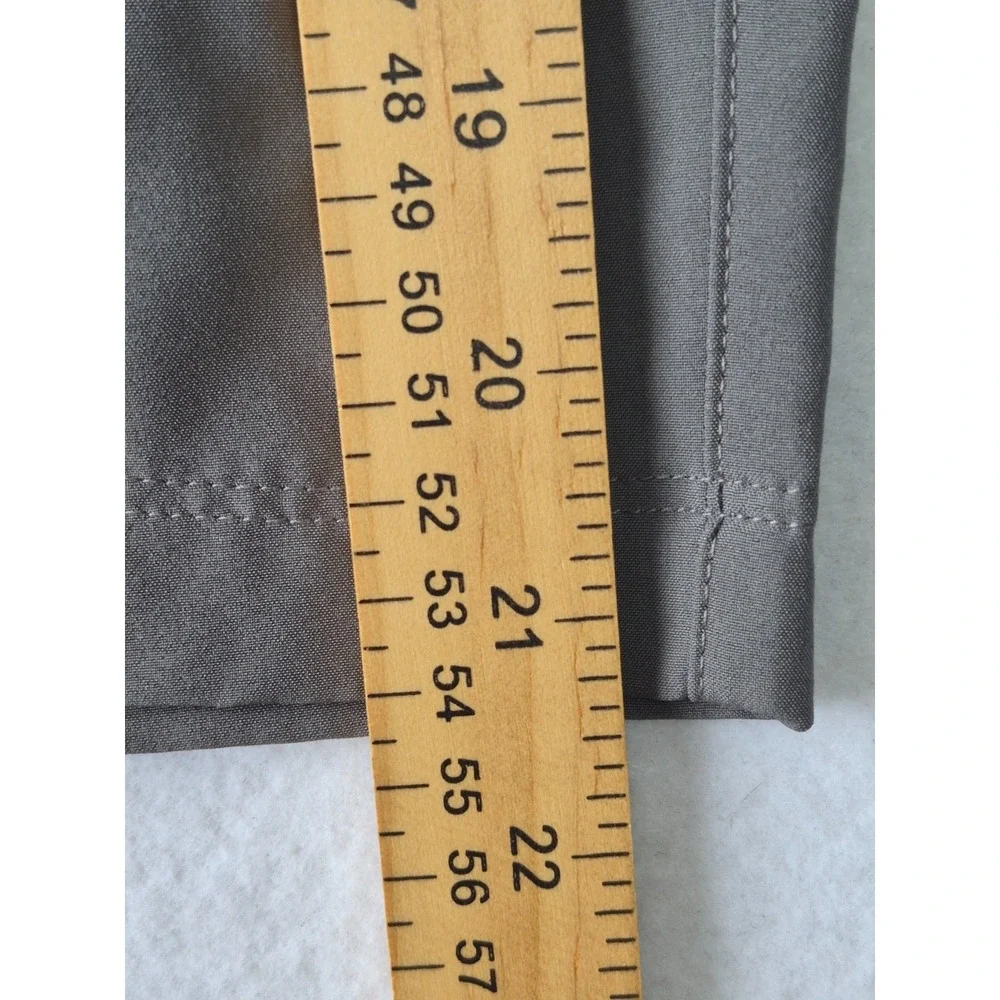 Columbia Sportswear Mens Cargo Shorts Gray 42W Outdoor Hiking Fishing Utility